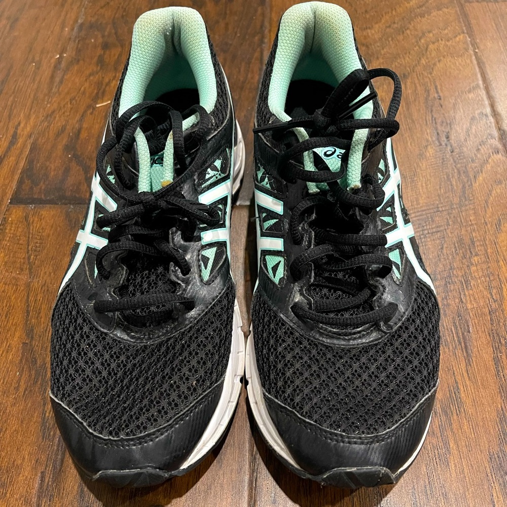 Running Shoes